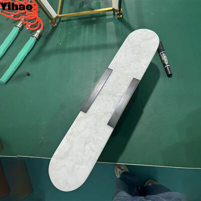 কেনা লিভিং রুম এবং বেডরুমের জন্য 3500 কে উষ্ণ সাদা এলইডি আধুনিক নকশা সহ ব্রাস এবং আলাবাস্টার ওয়াল ল্যাম্প অনলাইন উত্পাদন