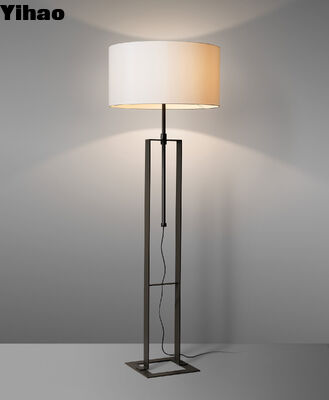 আধুনিক আলোকসজ্জার জন্য উচ্চতা সামঞ্জস্যযোগ্য ব্রাস ফার্মহাউস ফ্লোর ল্যাম্প